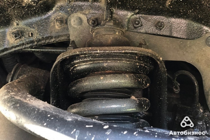 "Мечтаем доехать до Кейптауна". Семья из Гродно сделала из Toyotа Hilux машину для путешествий по глухим местам