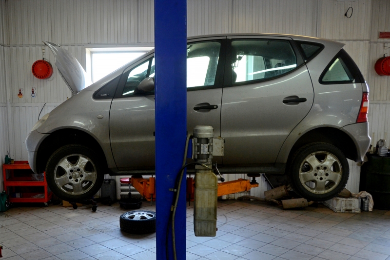 "Запчасти в глаза не видела, а СТО говорит, что я за них в ответе". Кто несет ответственность за бракованные детали