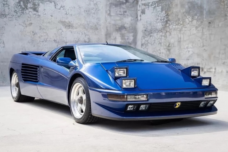 Очень редкий суперкар Cizeta V16T из коллекции Султана Брунея выставлен на продажу в США