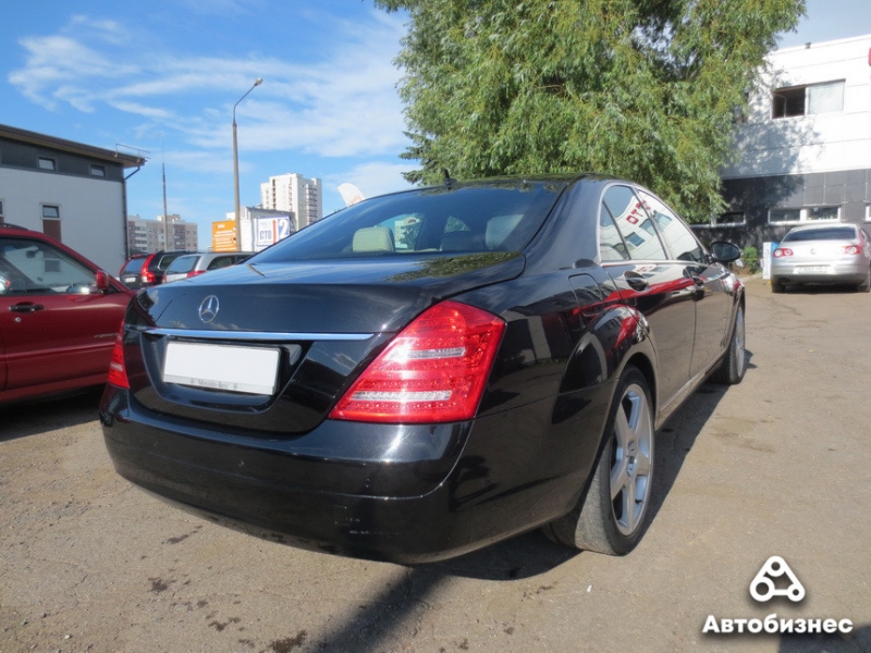 Какие проблемы подкидывает подержанный Mercedes W221?