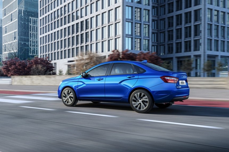 Lada Vesta, Hyundai Solaris или Volkswagen Polo - каким из седанов владеть выгоднее всего?