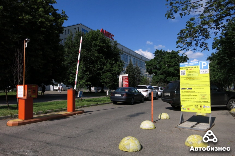 Где и за сколько можно припарковать автомобиль в центре столицы