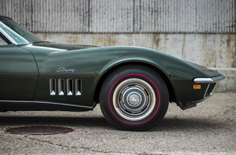 Отлично сохранившийся Chevrolet Corvette С3 Stingray 1969 года выпуска выставлен на продажу