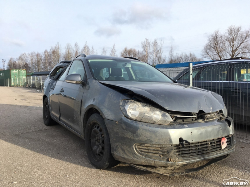 "До ДТП была в отличном состоянии". Что предлагает рынок аварийных автомобилей