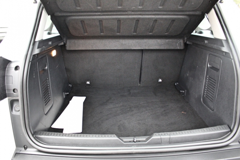 Машины из России возвращаются? Площадка по продаже дилерской "бэушки" занялась российскими авто