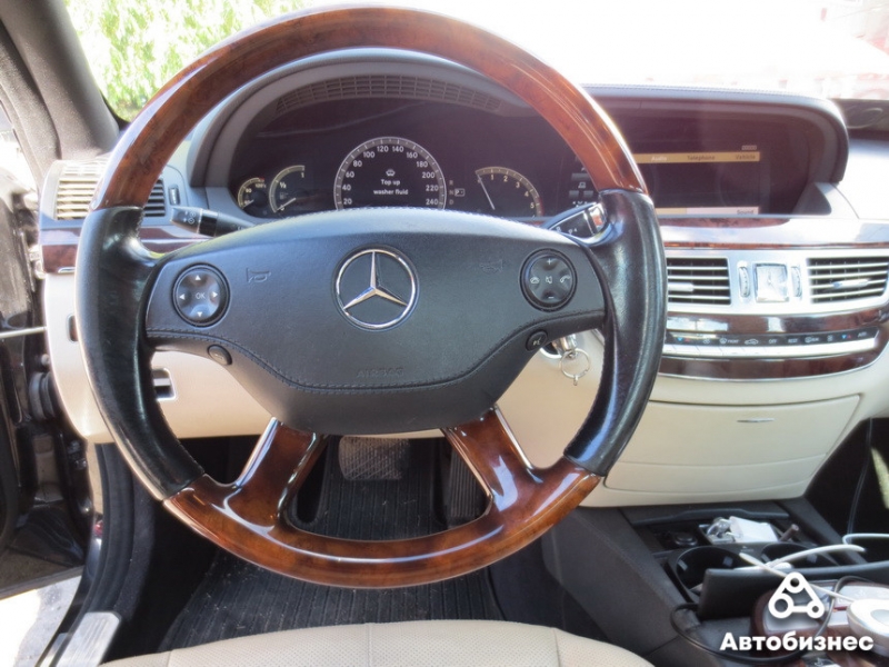 Какие проблемы подкидывает подержанный Mercedes W221?